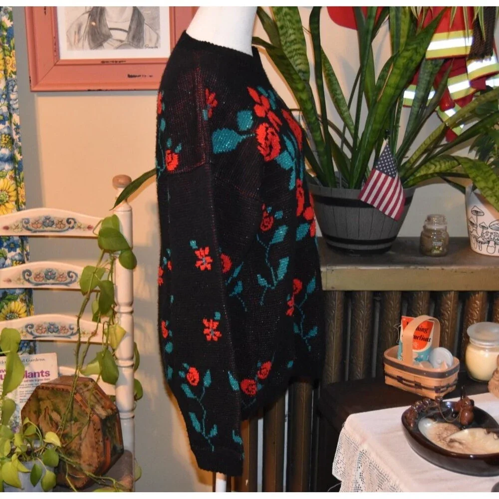 Vintage 80s Village Fair Rose/Floral Sweater Metallic Womens Retro Black USA M